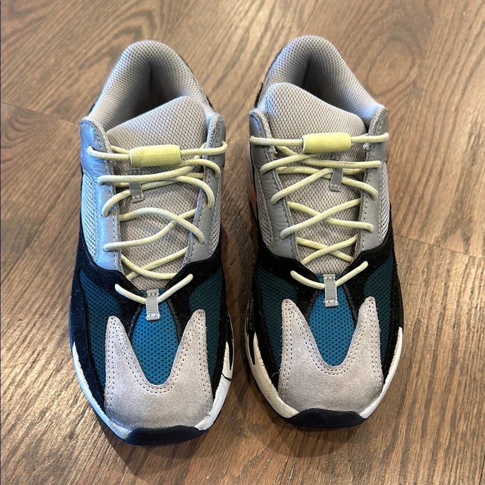 Yeezy Boost 700 V1 Kids